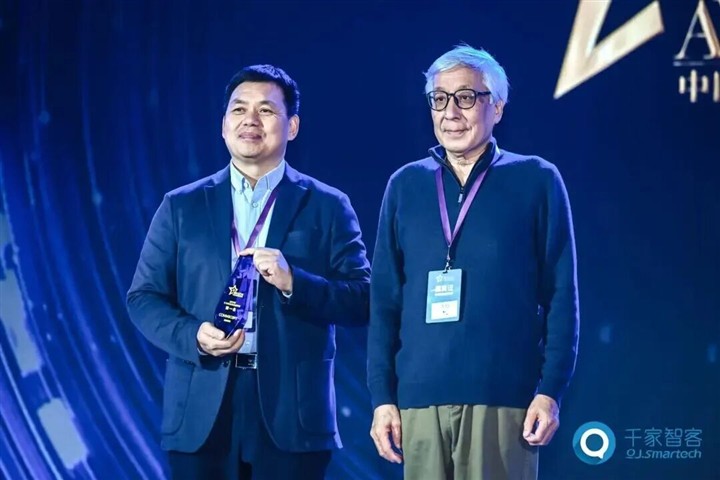 康普作为白金合作商出席第26届中国国际建筑智能化峰会（CIBIS），以创新布线技术赋能“碳索新机·筑AI未来”